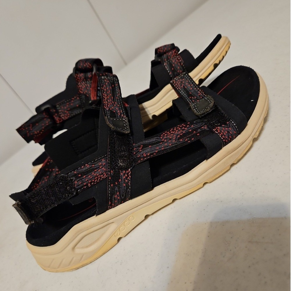 Ecco X-Trinsic Sandals Womens 10 Black/red Adjustable Outdoor Hiking Strappy(202